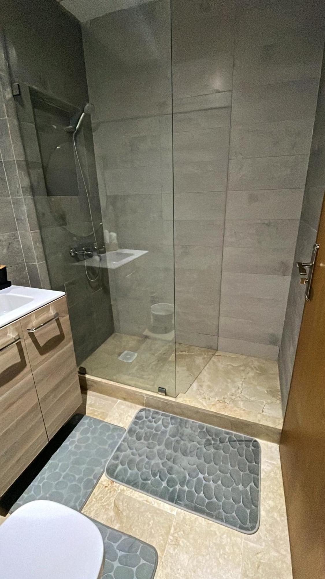 Elegant Appartement Avec Un Acces Piscine Jardin Parking Sous-Sol Et Wifi Haut Debit Fibre Optique Tanger Ngoại thất bức ảnh