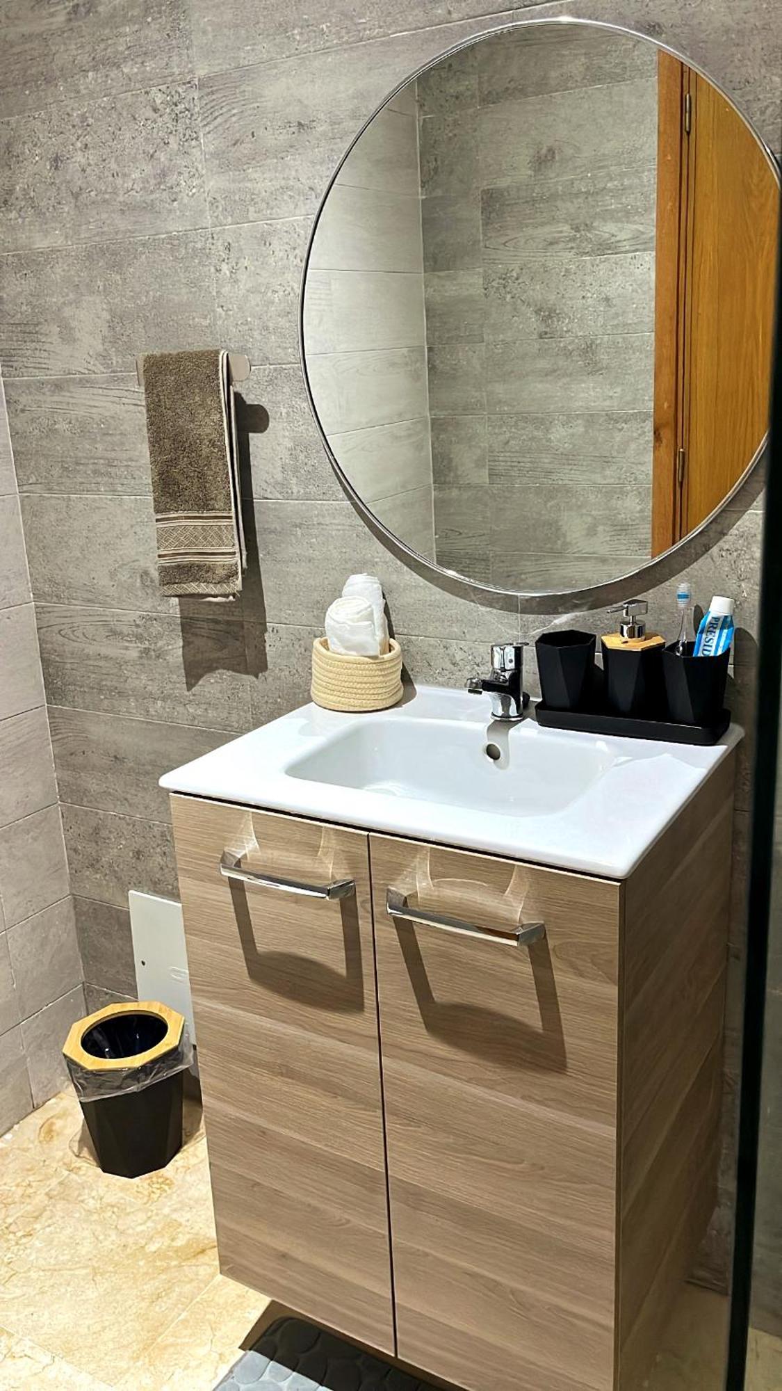 Elegant Appartement Avec Un Acces Piscine Jardin Parking Sous-Sol Et Wifi Haut Debit Fibre Optique Tanger Ngoại thất bức ảnh